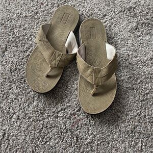 Patagonia Tan flip flops